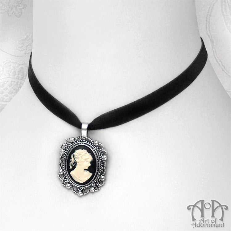 Patina Cameo Black Velvet Pendant Choker Necklace
