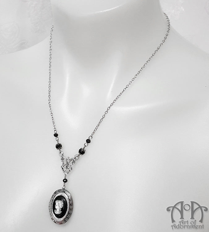 Luminosa Frosted Cameo Locket Pendant Necklace