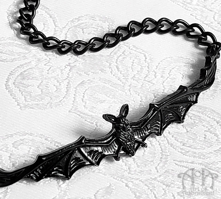 ÜberGoth Black Flying Bat Choker Chain Necklace