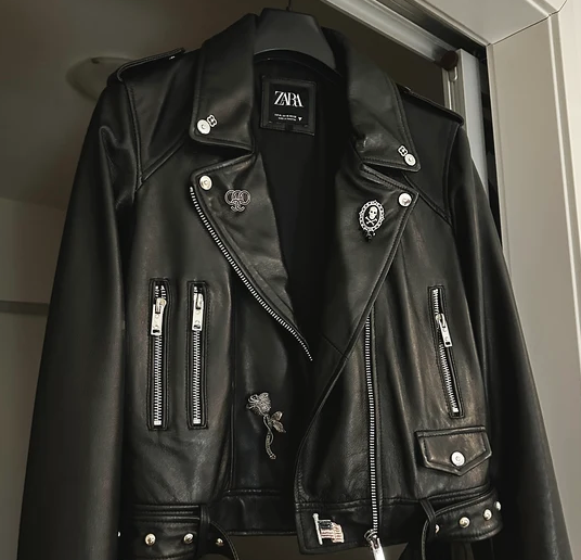 Luminosa Gothic Skull Cameo Black Crystal Brooch