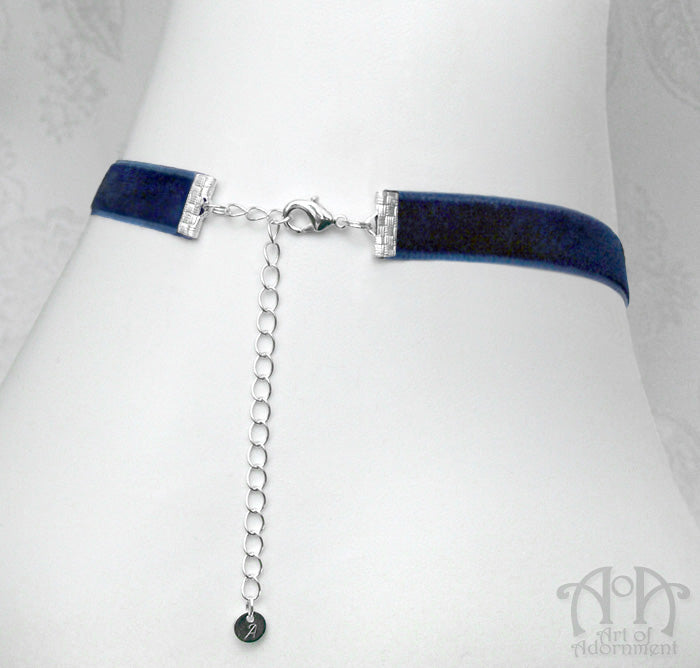 Celestia Blue Crystal Pendant Velvet Choker Necklace
