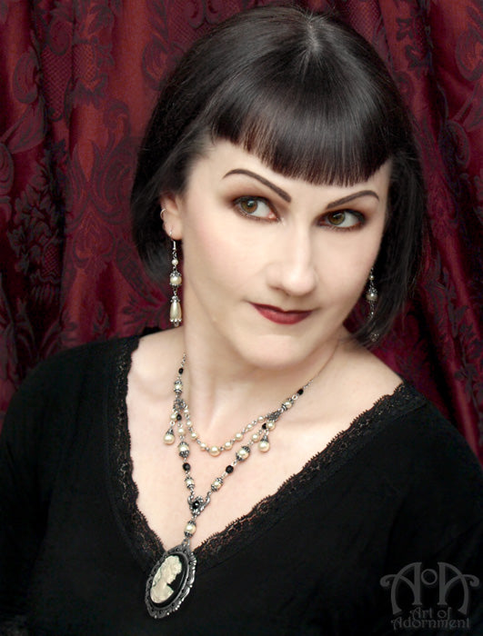 Patina Faux Pearl Beaded Victorian Cameo Pendant Necklace