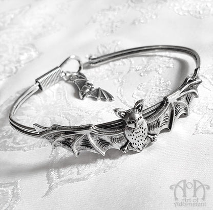 Argenta Gothic Vampire Bat Charm Bangle Bracelet