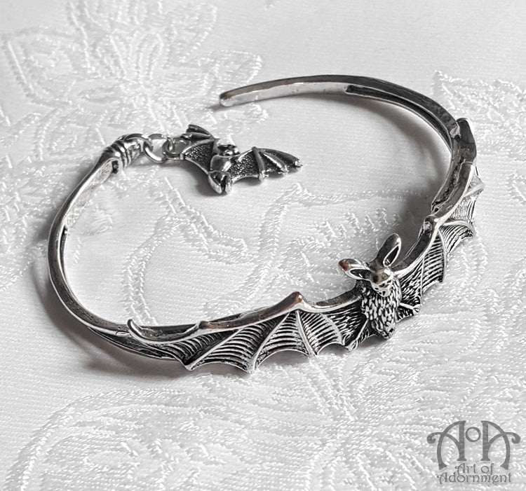 Argenta Gothic Vampire Bat Charm Bangle Bracelet