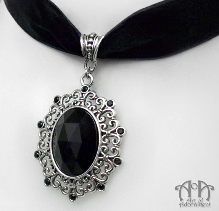 Nocturne Black Crystal Velvet Pendant Choker Necklace