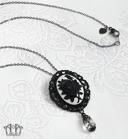 Luminosa Gothic Black Rose Cameo Pendant Necklace/Brooch