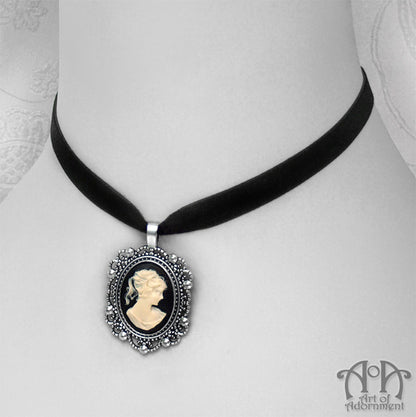 Patina Cameo Black Velvet Pendant Choker Necklace