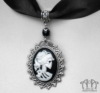 Gothic Lady Skull Cameo Black Satin Pendant Choker Necklace
