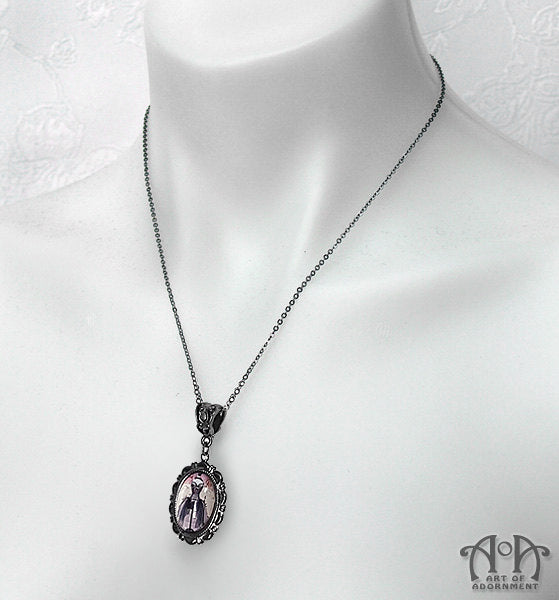 Gothic Gunmetal Glass Corset Cameo Pendant Necklace