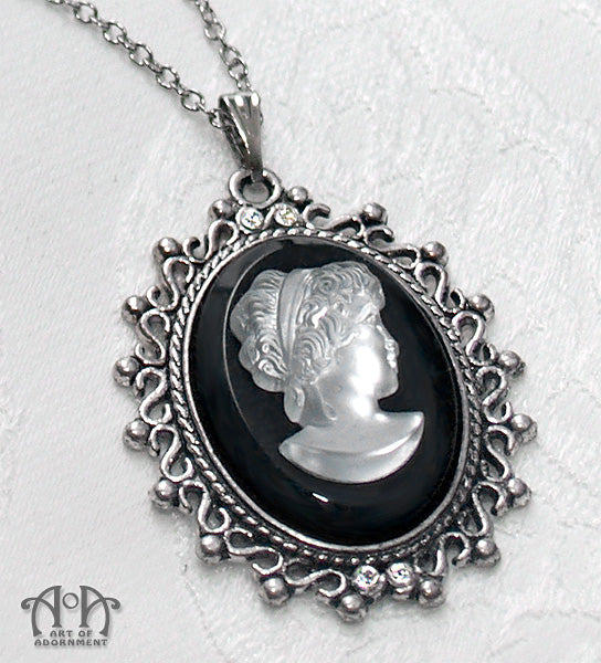 Luminosa Frosted Cameo Filigree Pendant Necklace