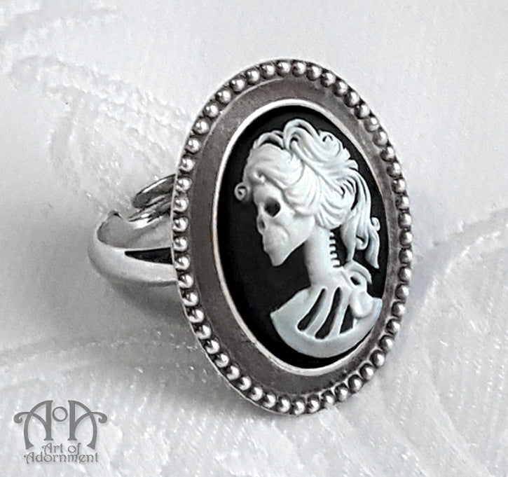 Luminosa Gothic Lady Skull Cameo Adjustable Ring