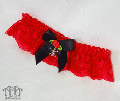 Gothic Wedding Skull Charm Lace Thigh Garter