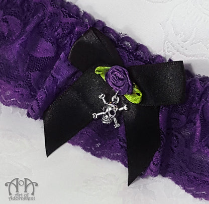 Gothic Wedding Skull Charm Lace Thigh Garter